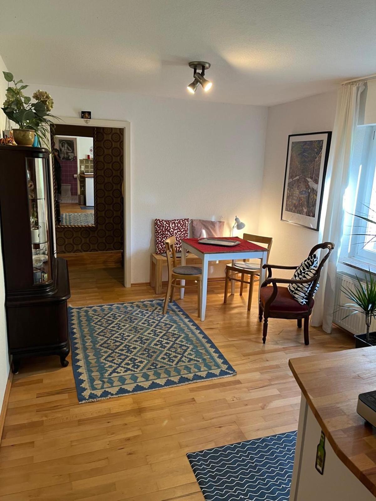 Wald & Wiesen Im Bergischen Land - Urlaub, Koeln, Messe & Geschaeftsreise Apartment